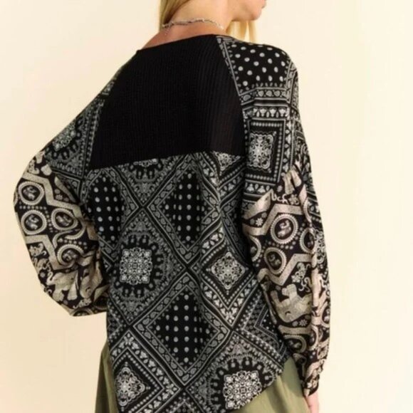 Davi & Dani - Floral Patchwork Top - Picture 3 of 5